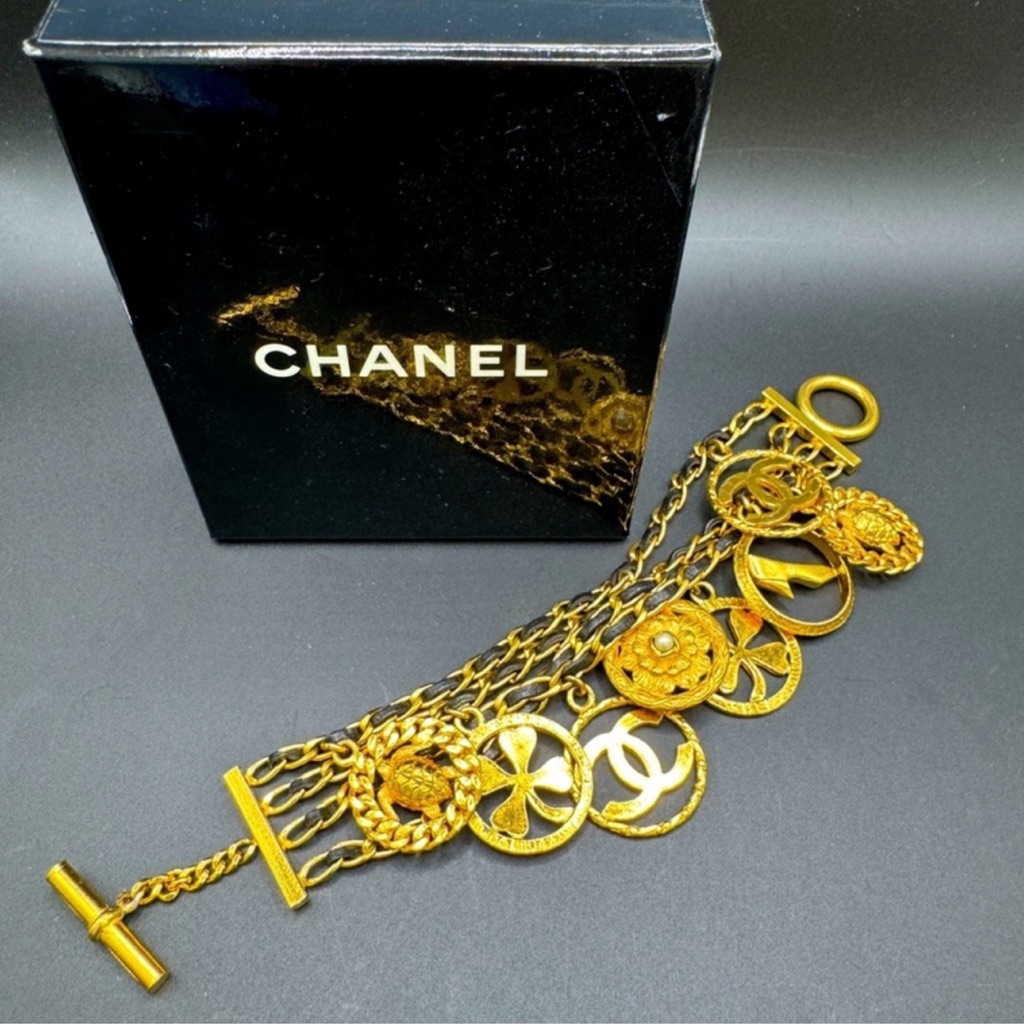Chanel Iconic 24k Gold Plated Chanel Vintage Leather Bracelet 2372 8000